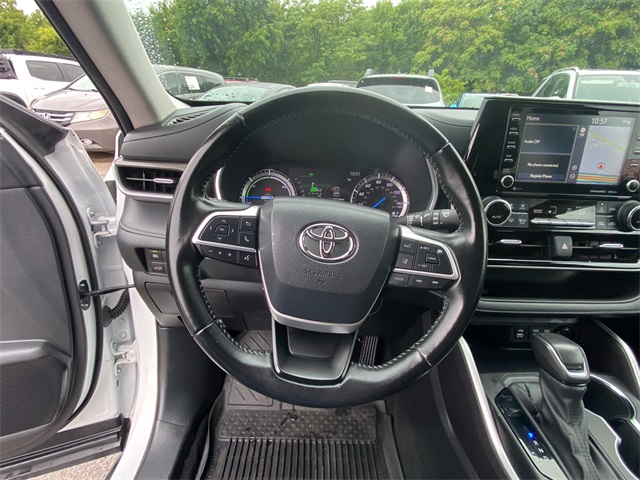 2022 Toyota Highlander XLE photo 23