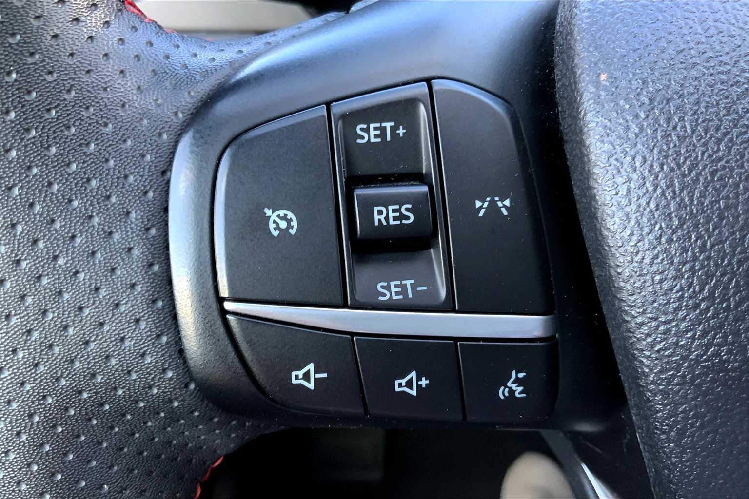2023 Ford Escape ST-Line photo 20
