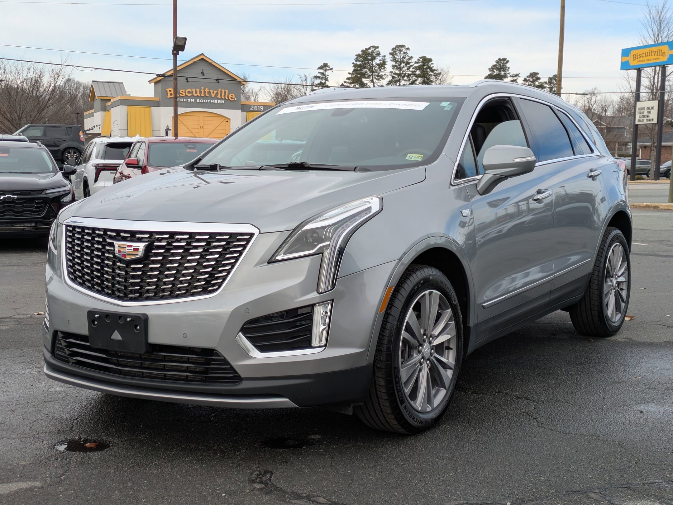 2025 Cadillac XT5 Premium Luxury's photo
