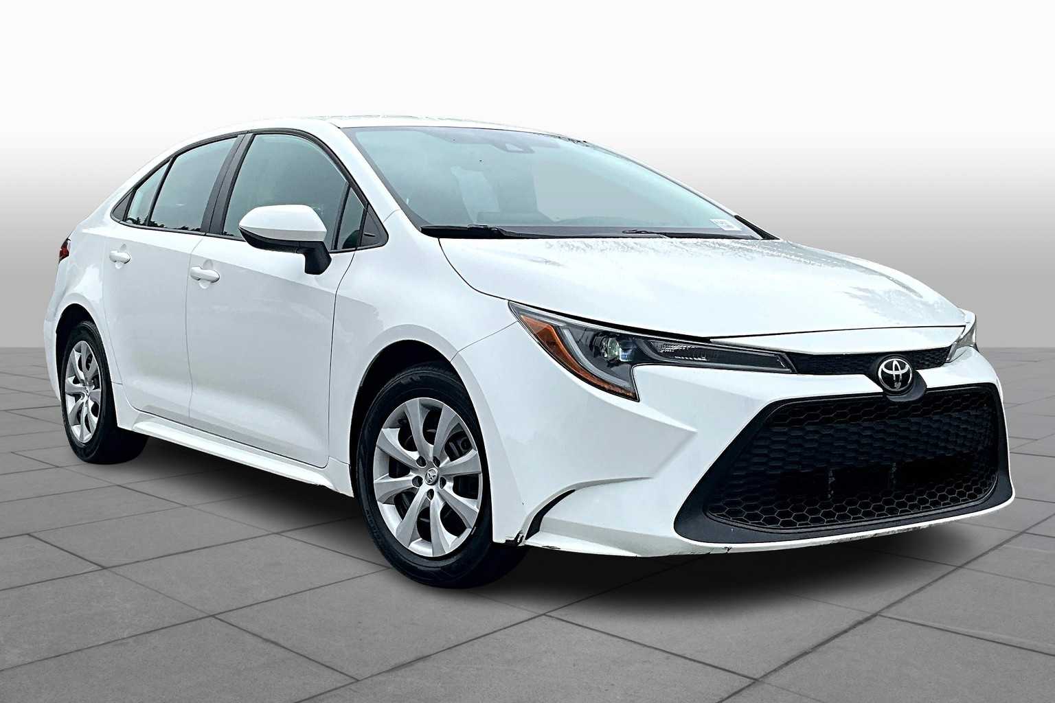 Used 2022 Toyota Corolla LE with VIN 5YFEPMAE9NP304928 for sale in Kansas City