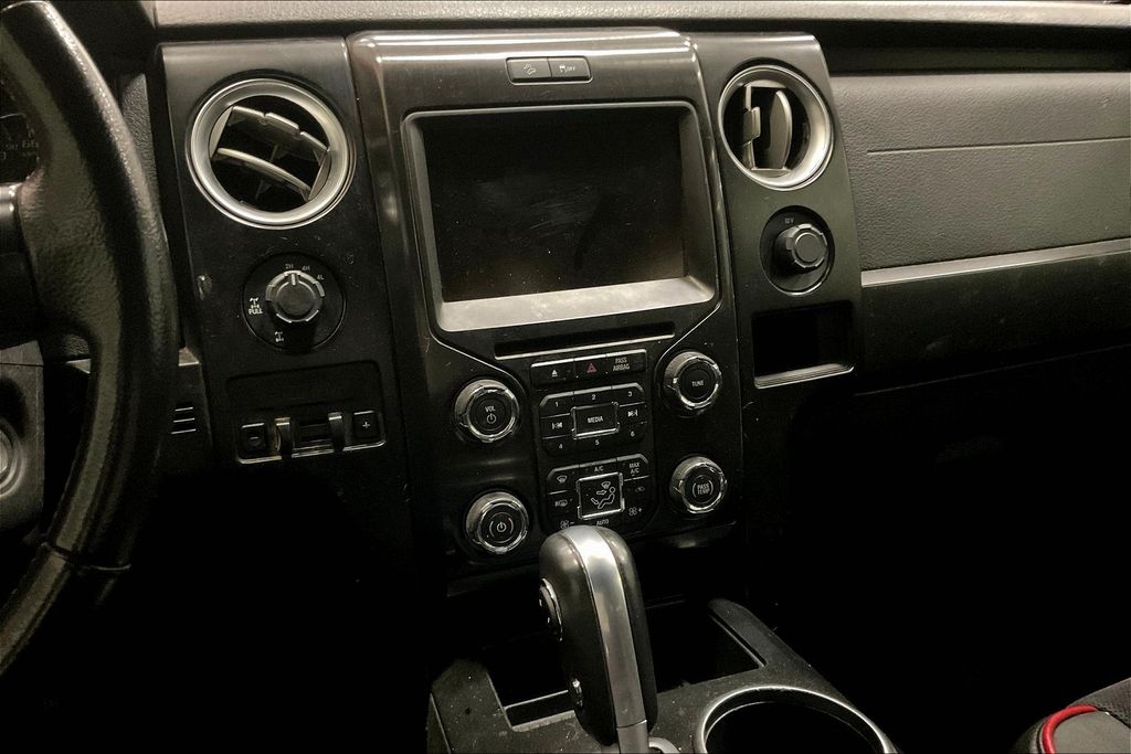 2014 Ford F-150 FX4 photo 6
