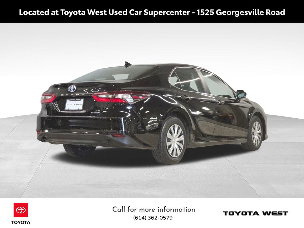 2022 Toyota Camry Hybrid LE photo 4