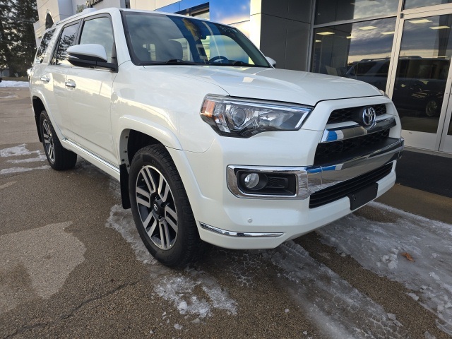 2017 Toyota 4Runner Limited's photo