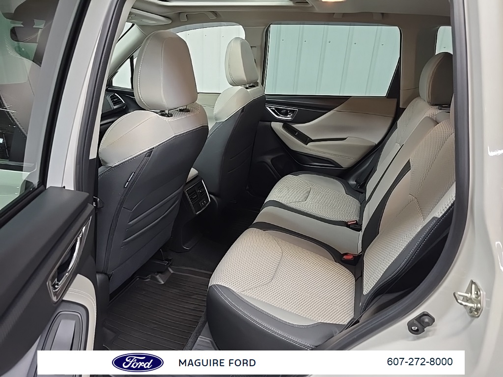 2020 Subaru Forester Premium photo 27