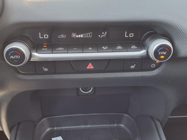 2025 Mazda CX-50 Preferred photo 21