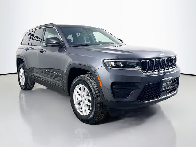 2025 Jeep Grand Cherokee Laredo's photo