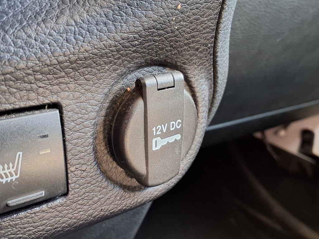 2015 Jeep Wrangler Unlimited Sahara photo 20