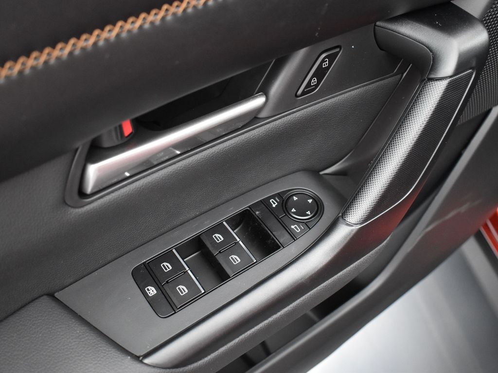 2025 Mazda CX-50 Premium photo 6