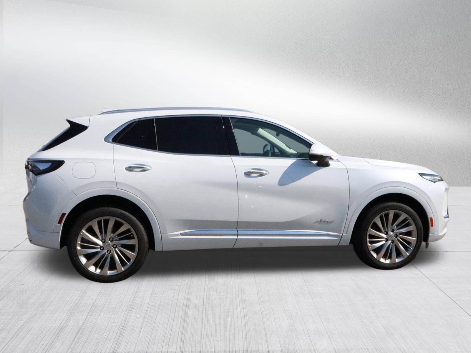 2025 Buick Envision Avenir photo 8