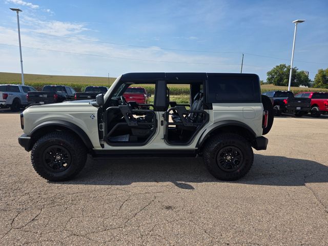 2025 Ford Bronco Outer Banks photo 27