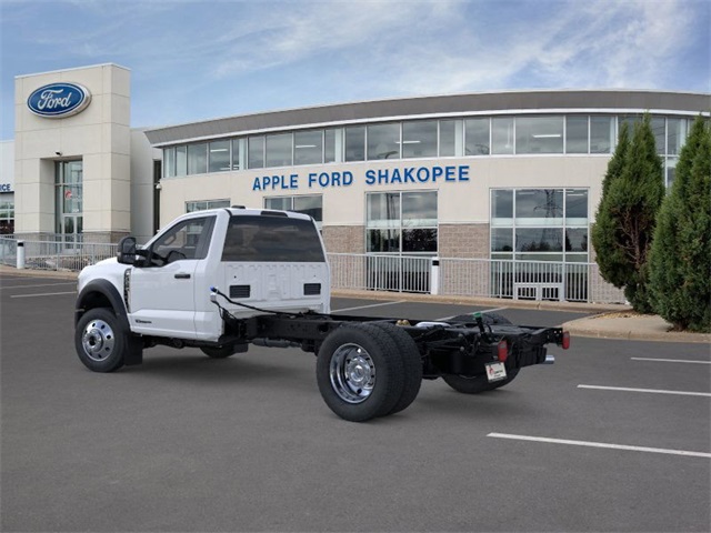 2025 Ford F-450 photo 3
