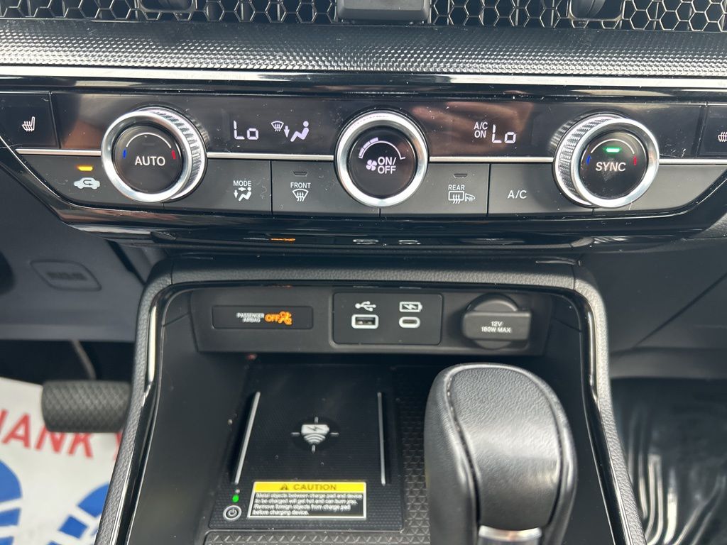 2024 Honda CR-V Hybrid Sport Touring photo 16