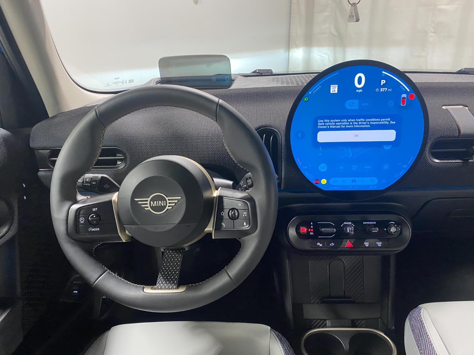 2025 Mini Cooper 4 Door Hardtop S photo 2