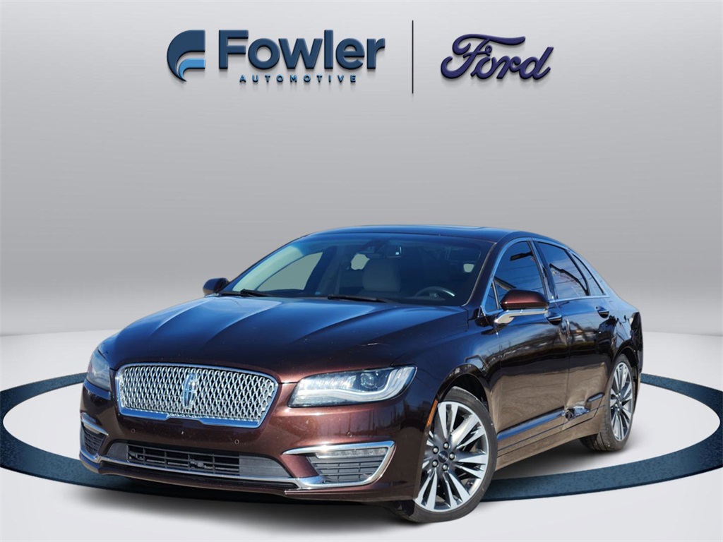 2019 Lincoln MKZ Reserve's photo