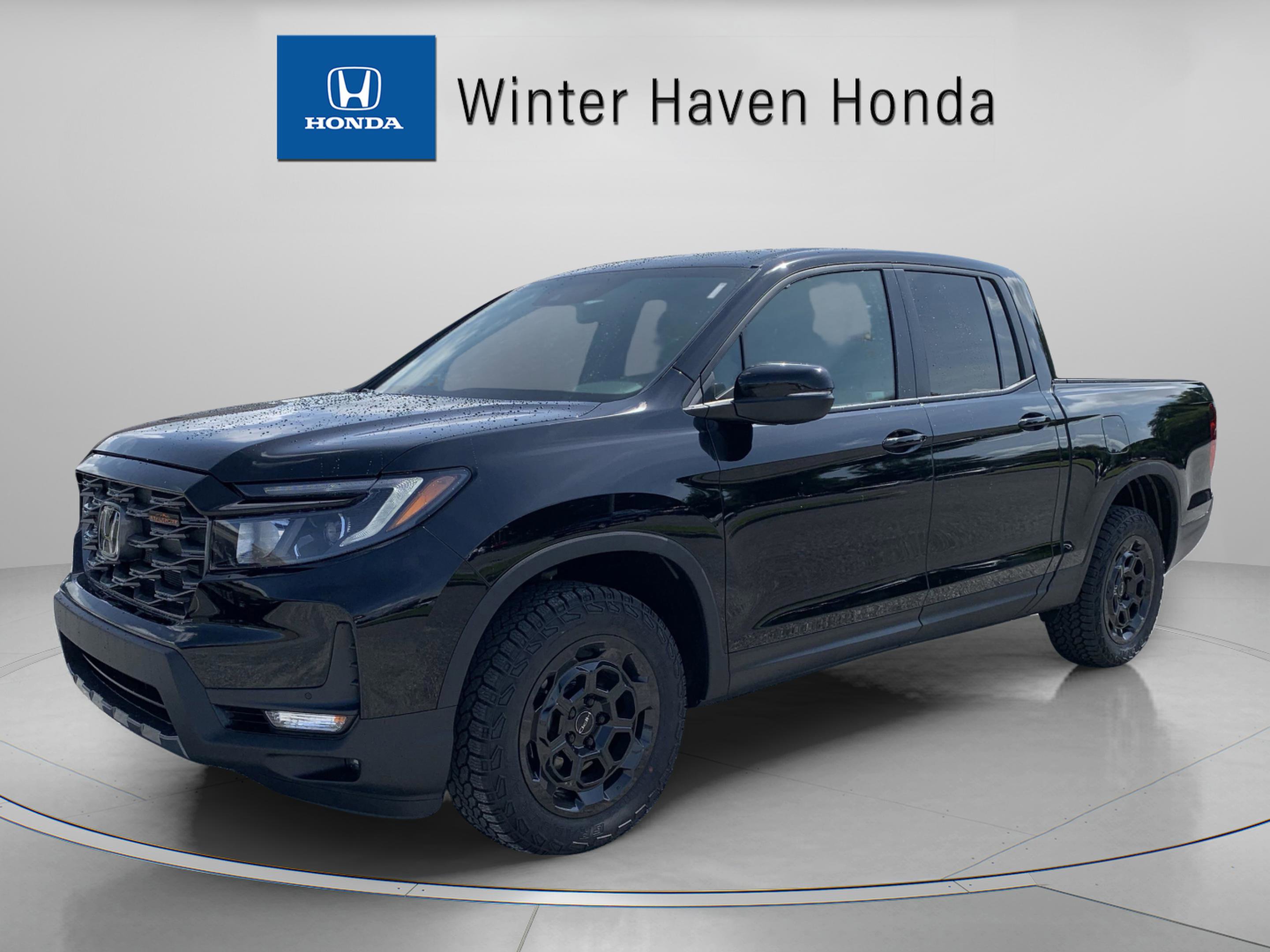 2025 Honda Ridgeline TrailSport photo 3