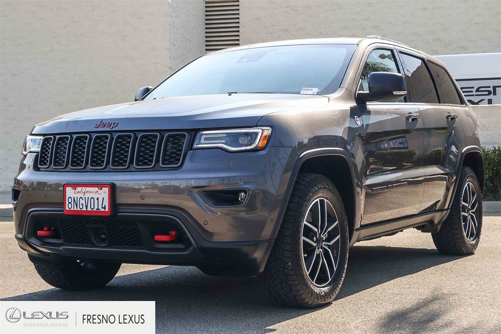 2020 Jeep Grand Cherokee Trailhawk photo 3
