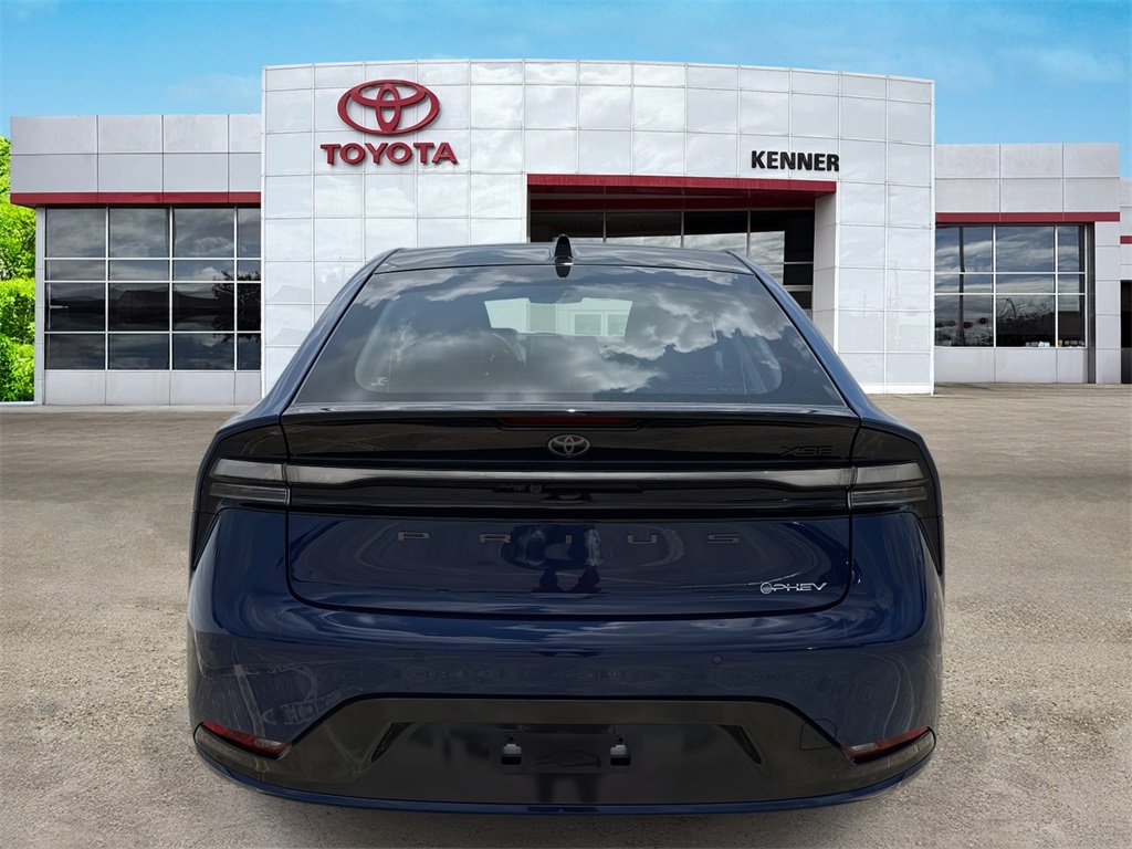 2025 Toyota Prius Plug-in Hybrid XSE Premium photo 4