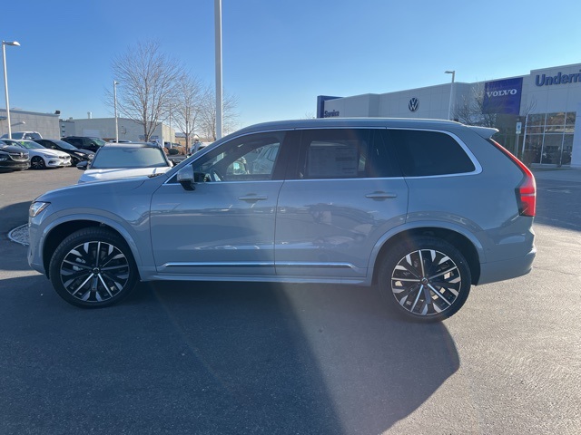 2026 Volvo XC90 Plus photo 2