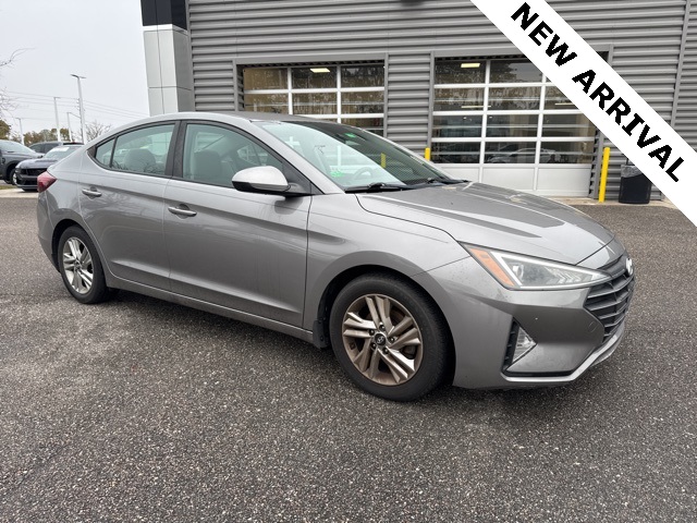 2020 Hyundai Elantra SEL's photo