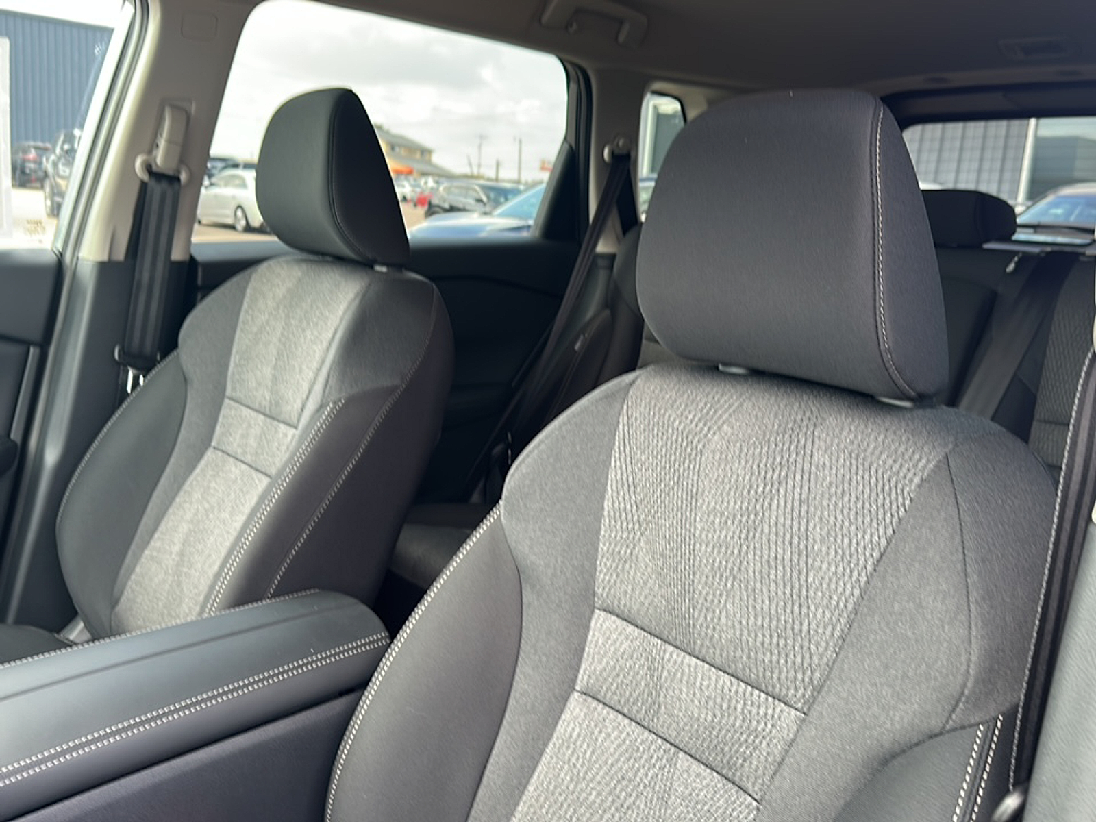 2026 Nissan Rogue SV photo 3