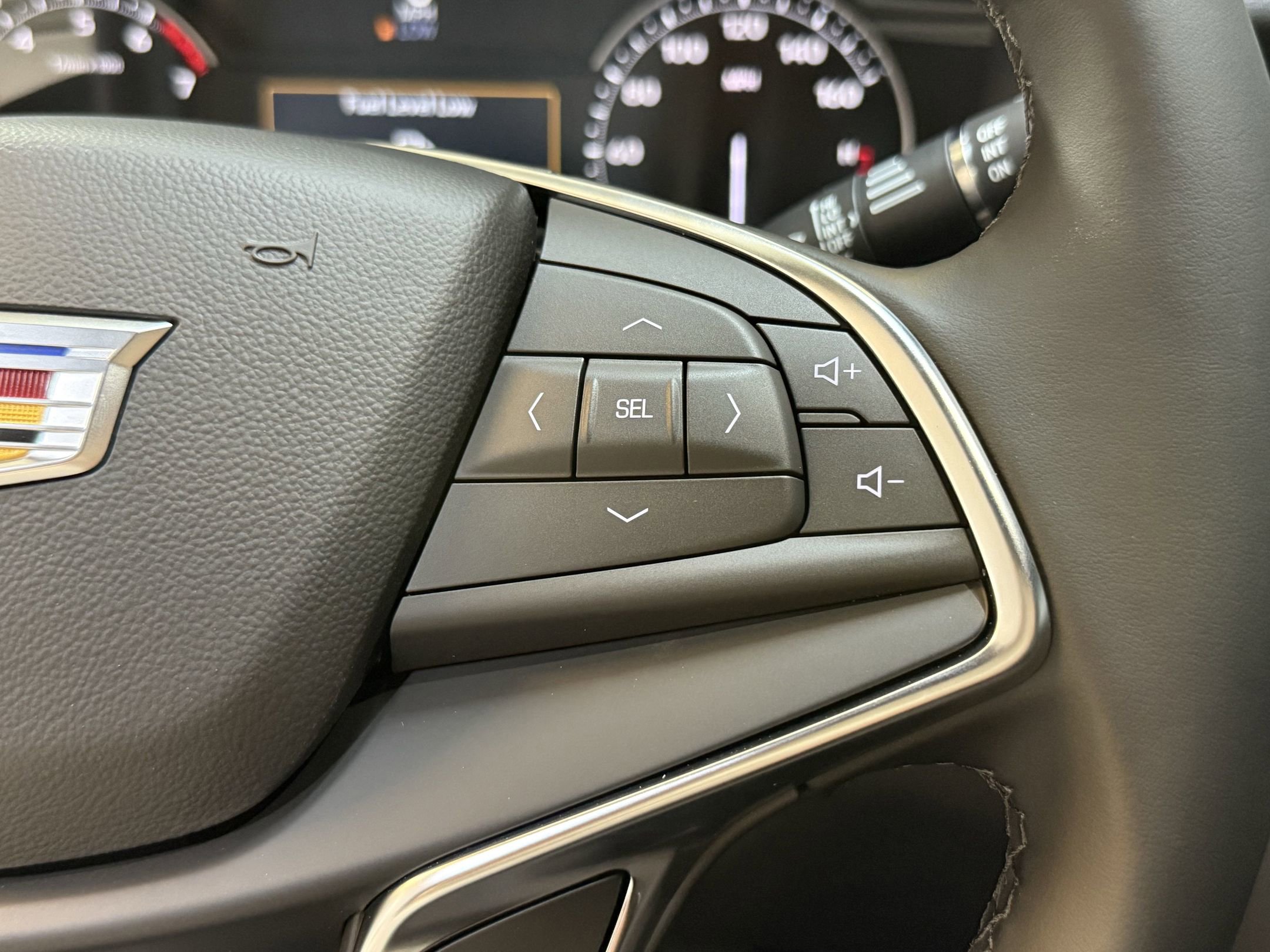 2025 Cadillac XT5 Luxury photo 25