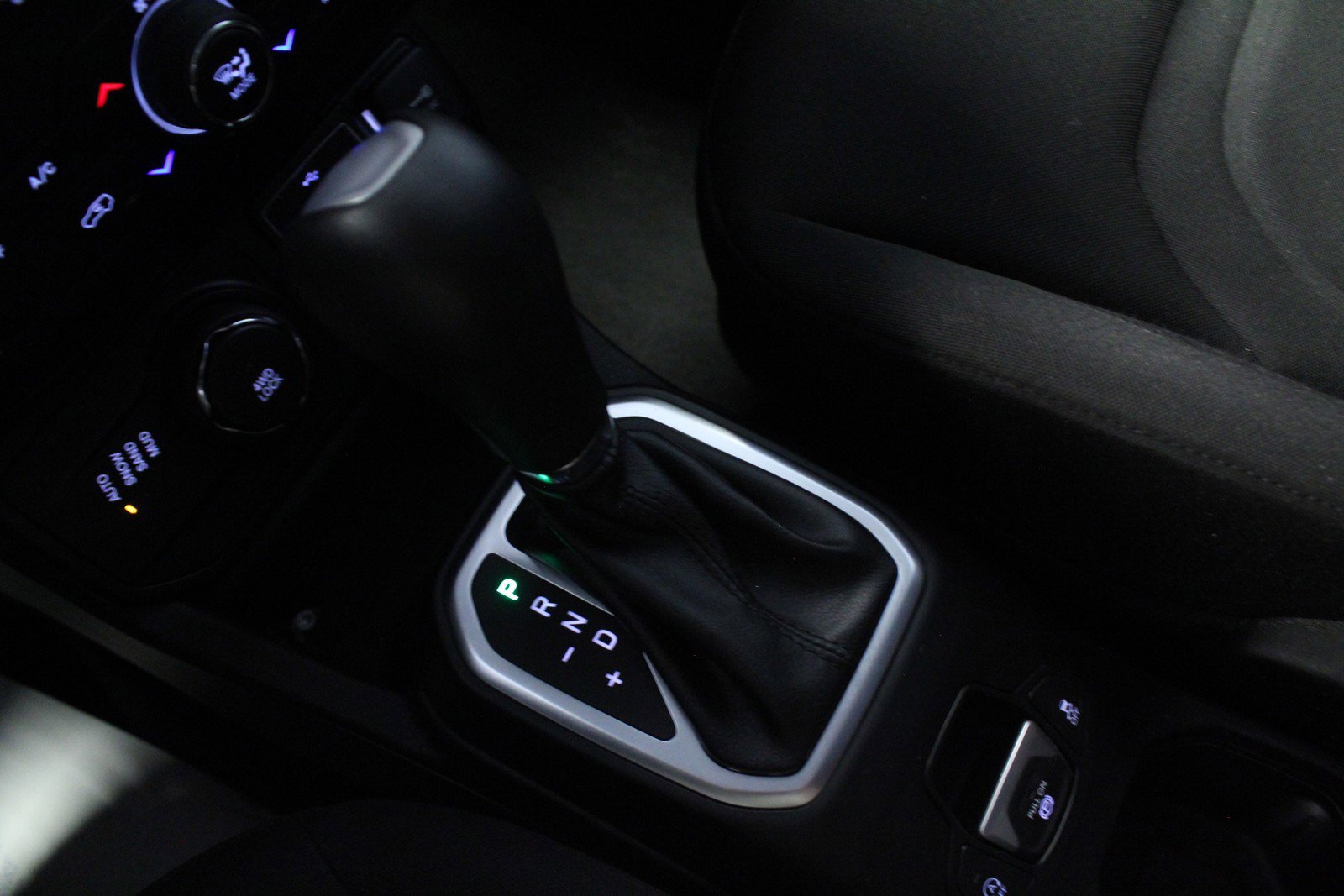 2021 Jeep Renegade Latitude photo 22
