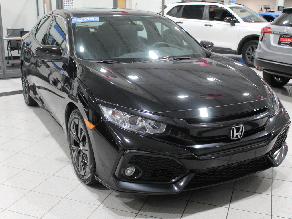 2017 Honda Civic Hatchback EX-L photo 3