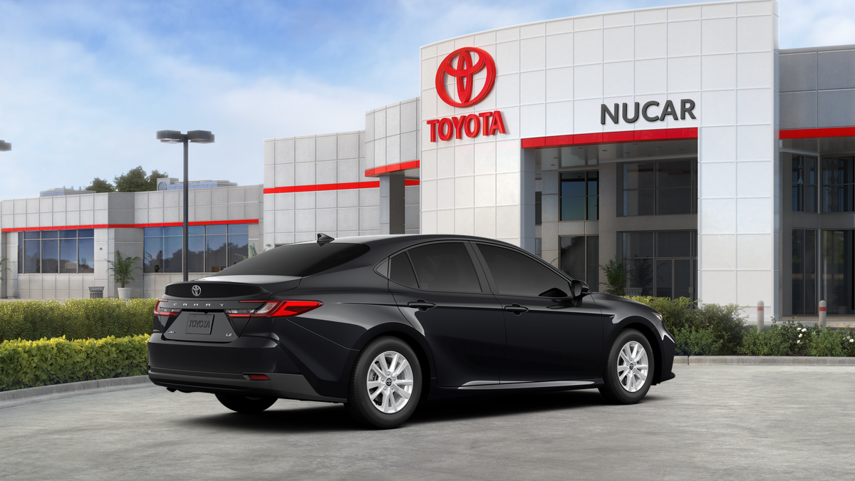 2026 Toyota Camry LE photo 10