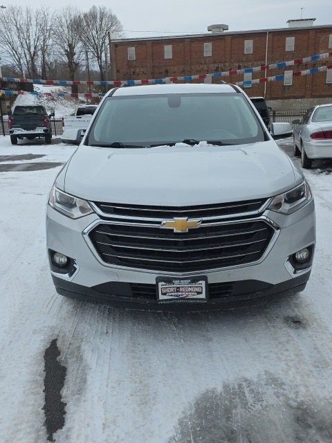 Used 2019 Chevrolet Traverse 3LT with VIN 1GNEVHKW6KJ235529 for sale in Middlesboro, KY