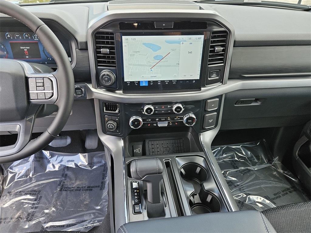 2025 Ford F-150 XLT photo 20