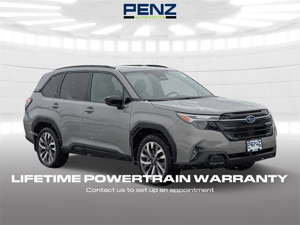 2025 Subaru Forester Touring's photo