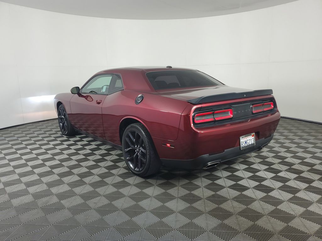2020 Dodge Challenger SXT photo 6