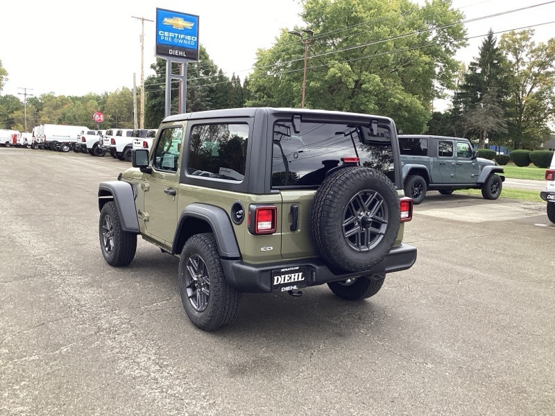 2026 Jeep Wrangler Sport S photo 4