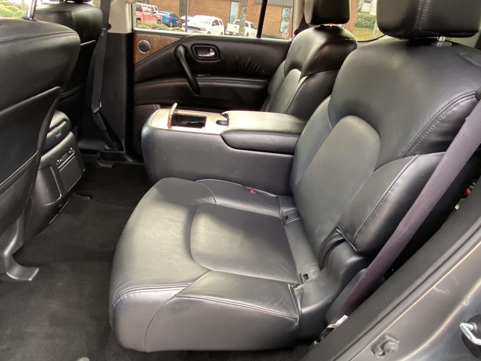 2024 Nissan Armada SL photo 2