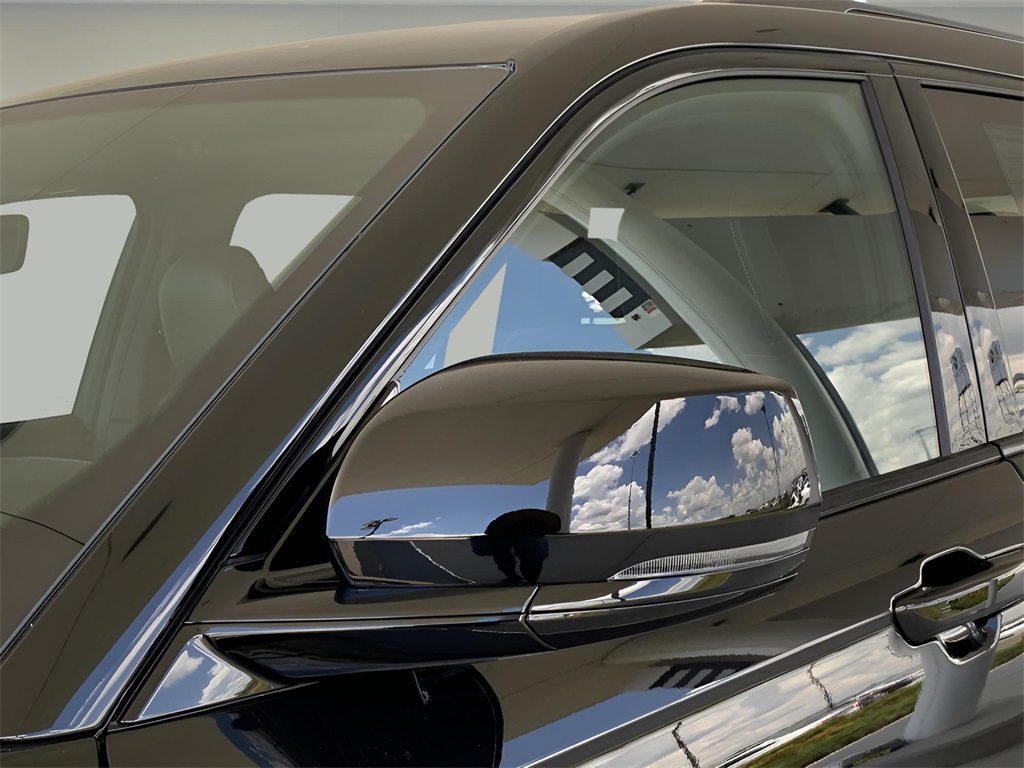 2025 Jeep Grand Cherokee Limited photo 12