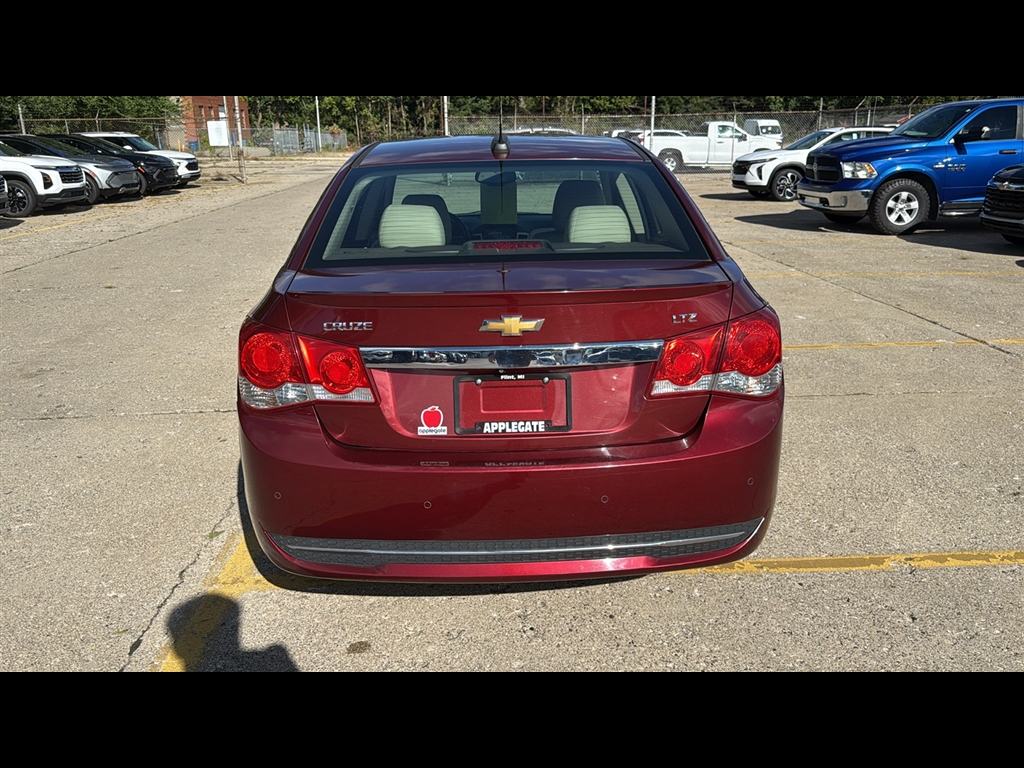 2016 Chevrolet Cruze LTZ photo 22