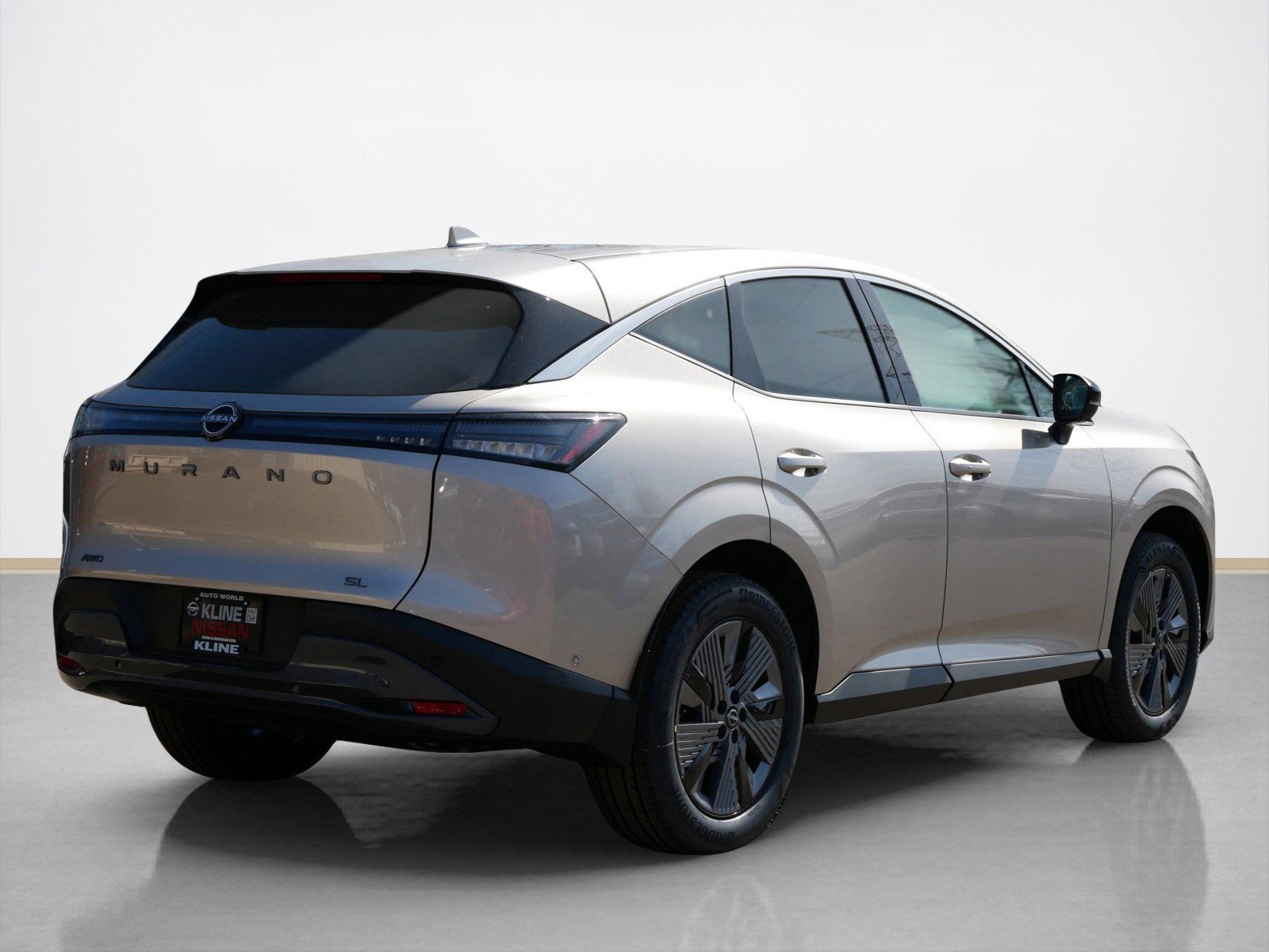 2025 Nissan Murano SL photo 2