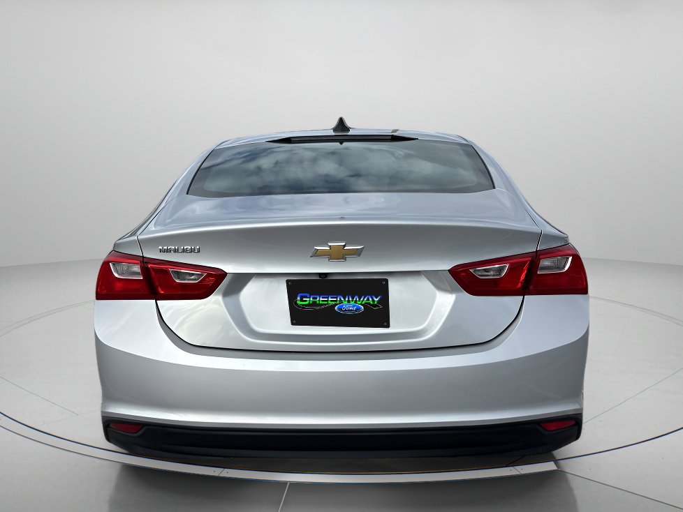 2020 Chevrolet Malibu LS photo 4