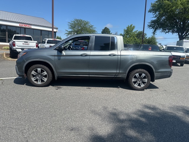 2017 Honda Ridgeline RTL photo 2