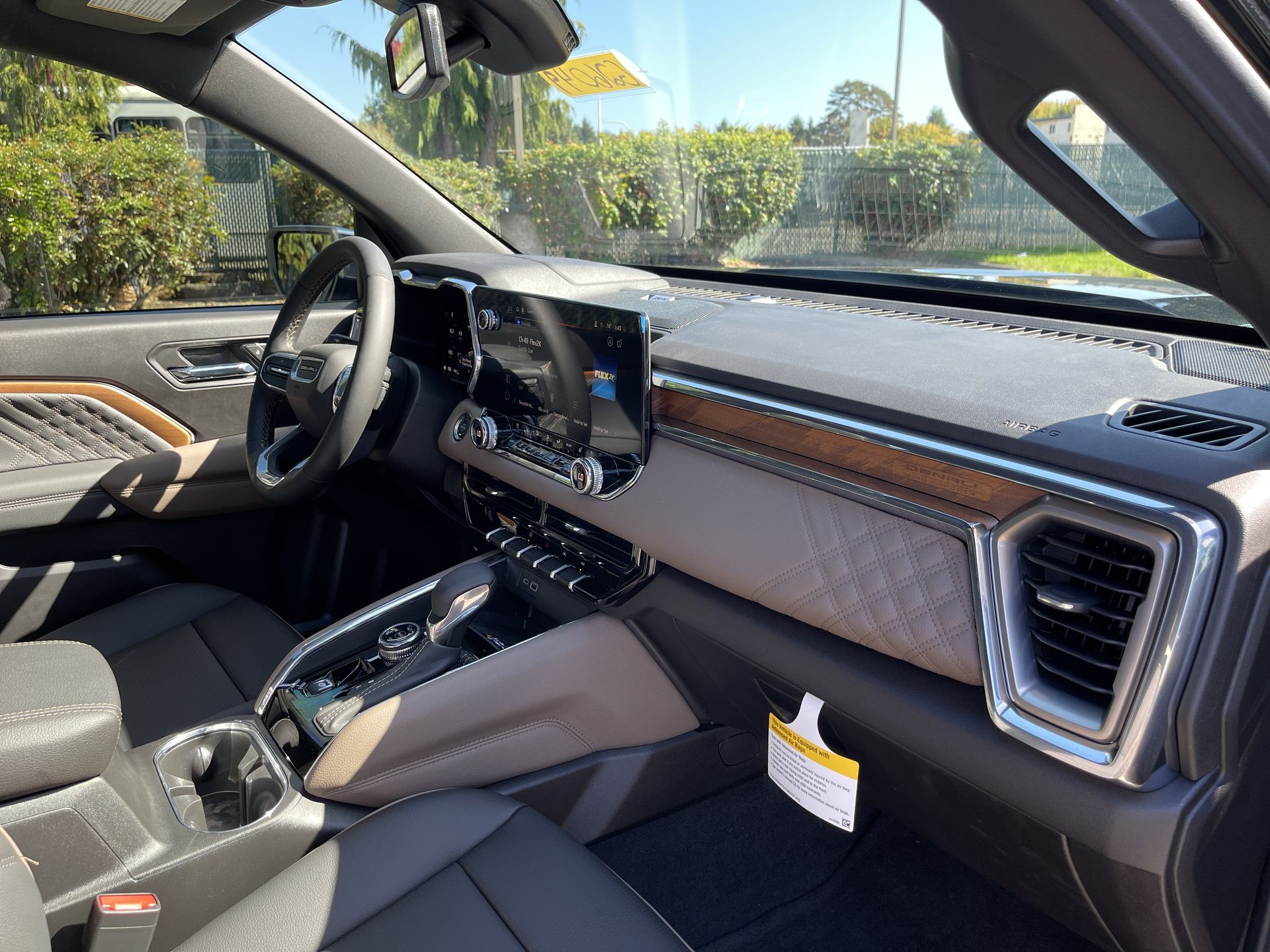 2026 Gmc Canyon Denali photo 30