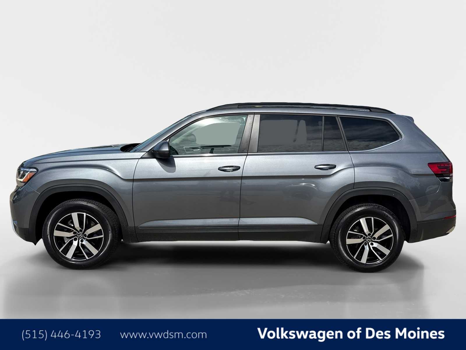 2023 Volkswagen Atlas SE photo 3