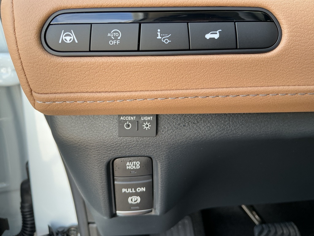 2026 Infiniti QX80 Luxe photo 15