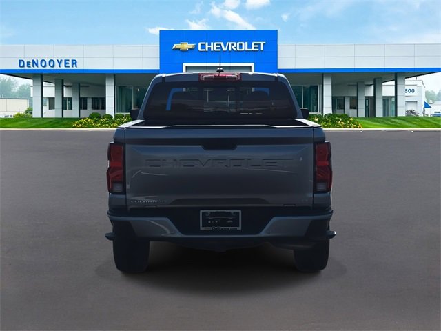 2023 Chevrolet Colorado LT photo 6