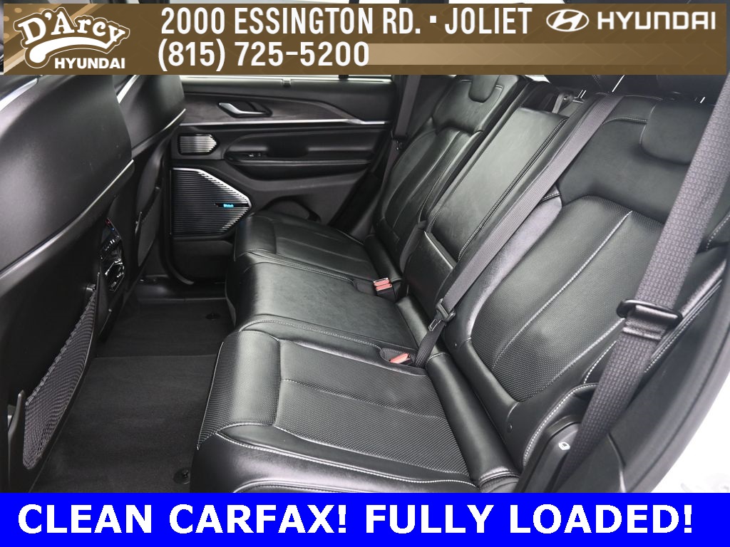 2022 Jeep Grand Cherokee Overland photo 11