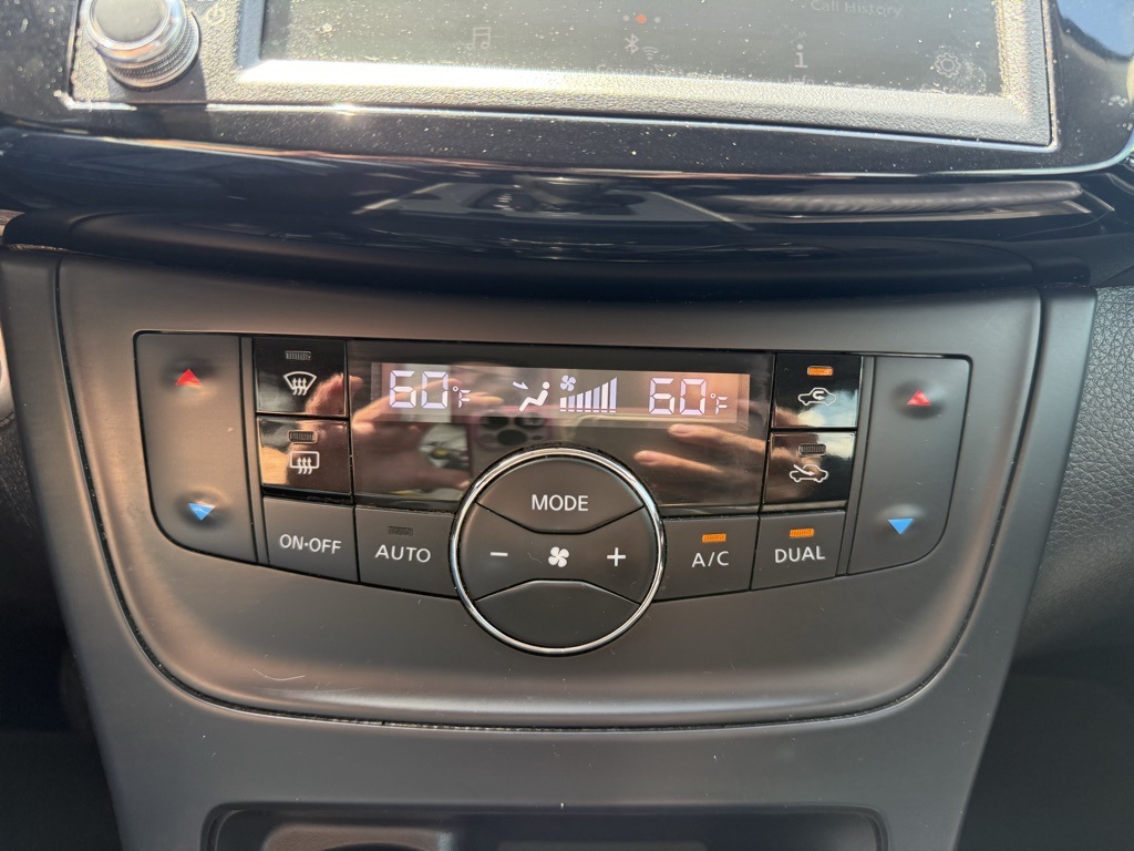 2019 Nissan Sentra SV photo 19