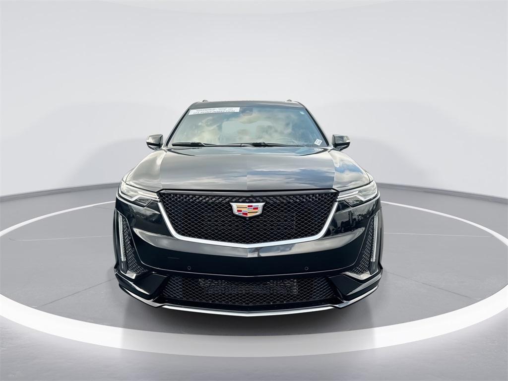 2024 Cadillac XT6 Sport photo 3