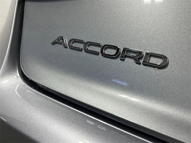 2025 Honda Accord LX photo 5