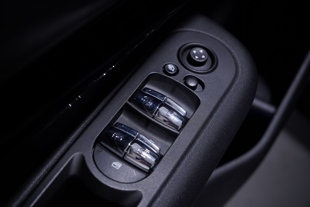 2023 Mini Countryman Base S photo 16