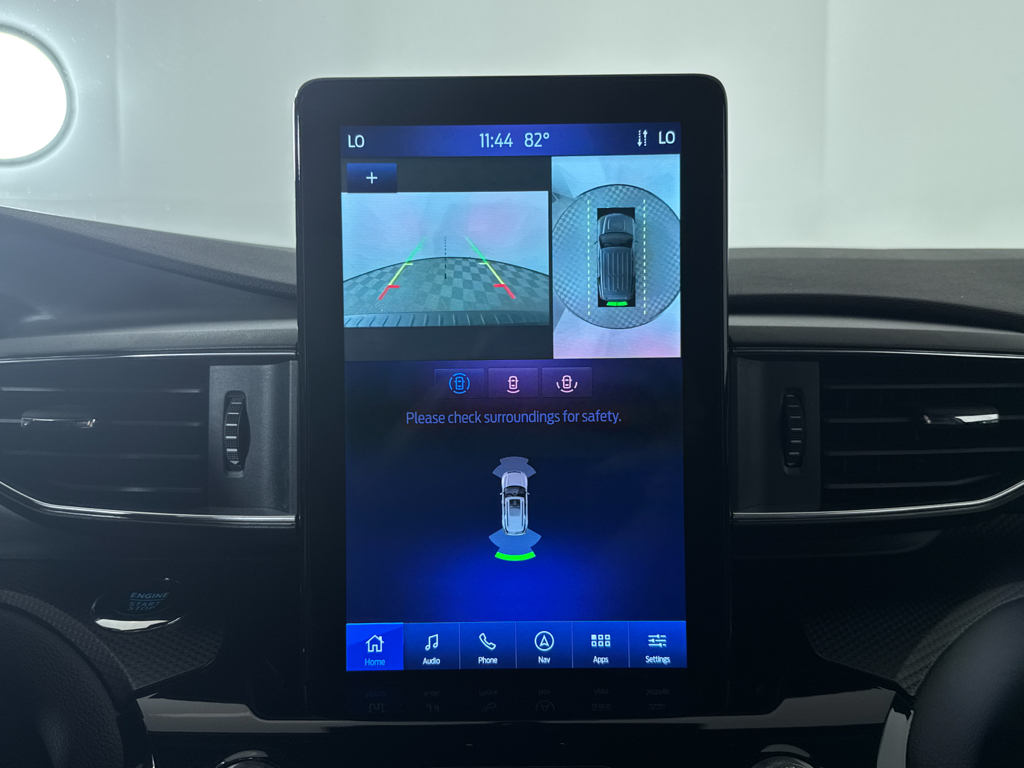 2023 Ford Explorer ST photo 6