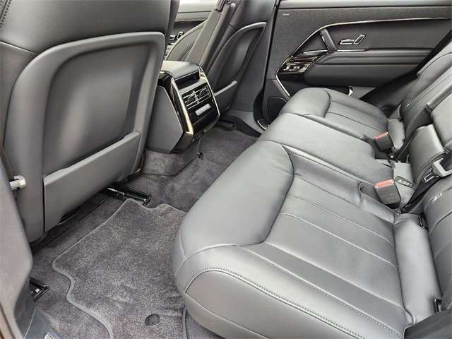2025 Land Rover Range Rover Sport P360 S photo 26